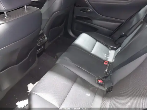 58ADA1C18MU003417 2021 LEXUS ES - Image 8