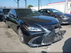 58ADA1C18MU003465 2021 LEXUS ES