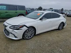 58ADA1C18MU008794 2021 LEXUS ES