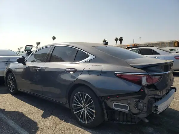 58ADA1C18PU031464 2023 LEXUS ES - Image 2
