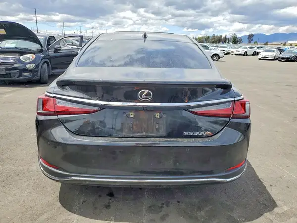 2023 LEXUS ES auction photo 6