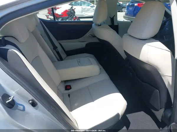 58ADA1C18RU042886 2024 LEXUS ES - Image 8