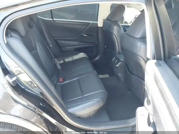 58ADA1C18RU044024 2024 LEXUS ES - Image 8