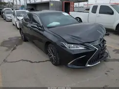 58ADA1C18RU044220 2024 LEXUS ES