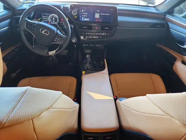 58ADA1C18RU050213 2024 LEXUS ES - Image 8