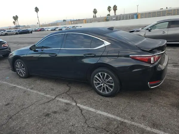 58ADA1C18RU050325 2024 LEXUS ES - Image 2