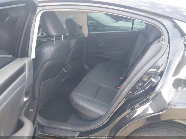 58ADA1C18RU052124 2024 LEXUS ES - Image 8