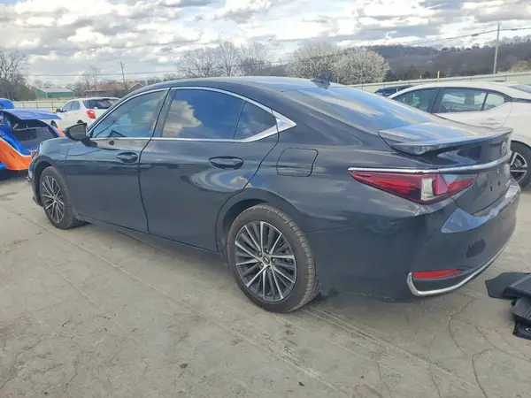 58ADA1C18RU053824 2024 LEXUS ES - Image 2