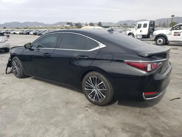 58ADA1C18SU059371 2025 LEXUS ES - Image 2