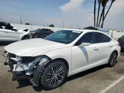 58ADA1C18SU060066 2025 LEXUS ES
