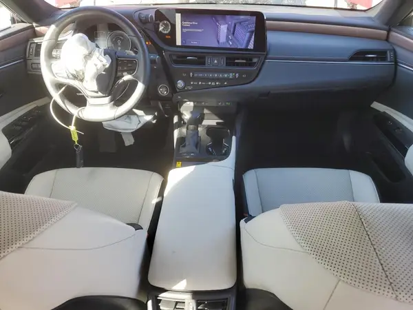 58ADA1C18SU065767 2025 LEXUS ES - Image 8