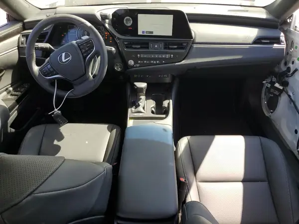 58ADA1C18SU067874 2025 LEXUS ES - Image 8
