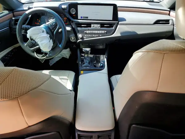 58ADA1C18SU067972 2025 LEXUS ES - Image 8