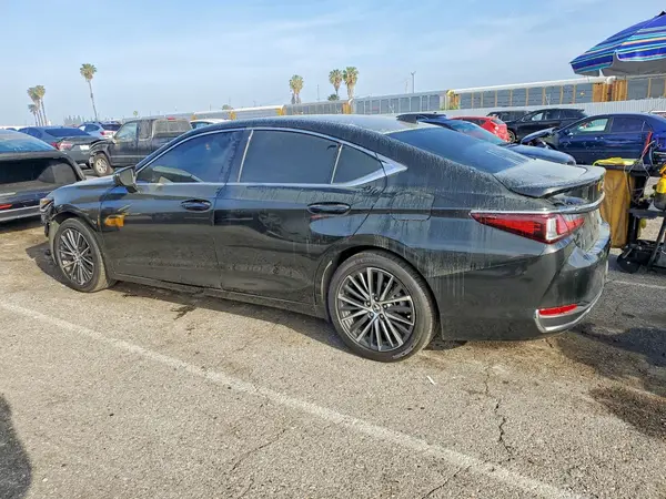 58ADA1C18SU069401 2025 LEXUS ES - Image 2