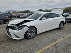 58ADA1C19MU002762 2021 LEXUS ES
