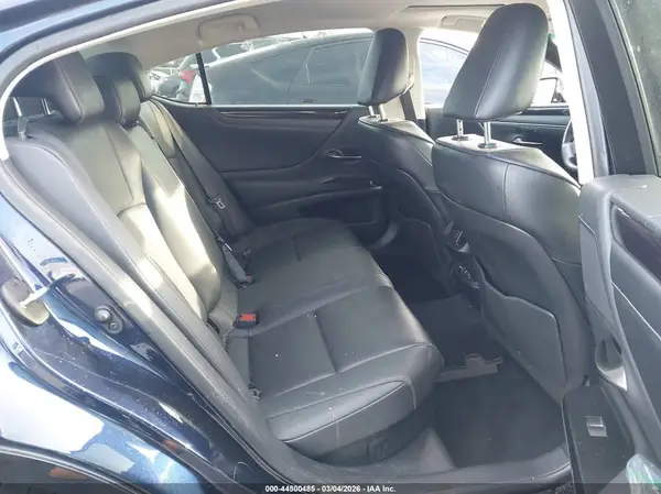 58ADA1C19MU004575 2021 LEXUS ES - Image 8