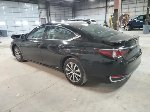 58ADA1C19MU005564 2021 LEXUS ES - Image 2
