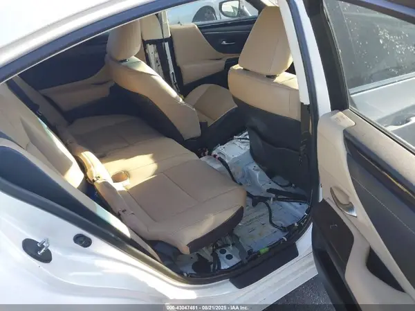58ADA1C19MU006469 2021 LEXUS ES - Image 8