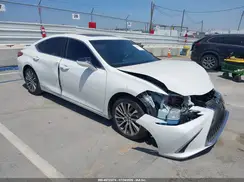 58ADA1C19MU008478 2021 LEXUS ES