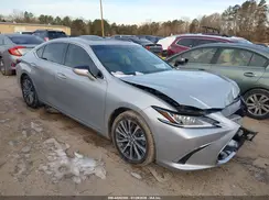 58ADA1C19MU009078 2021 LEXUS ES