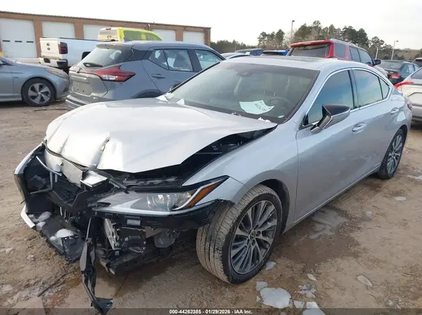 58ADA1C19MU009078 2021 LEXUS ES - Image 2