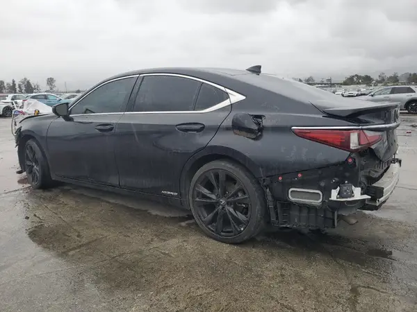 58ADA1C19NU021166 2022 LEXUS ES - Image 2