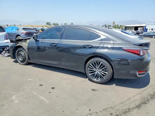 58ADA1C19NU023001 2022 LEXUS ES - Image 2