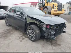 58ADA1C19NU026108 2022 LEXUS ES