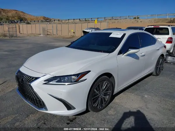 58ADA1C19PU036009 2023 LEXUS ES - Image 2