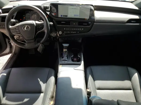 58ADA1C19RU046185 2024 LEXUS ES - Image 8