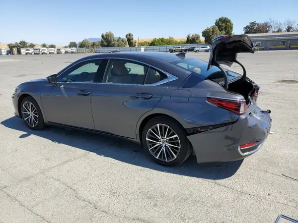 58ADA1C19RU051046 2024 LEXUS ES - Image 2