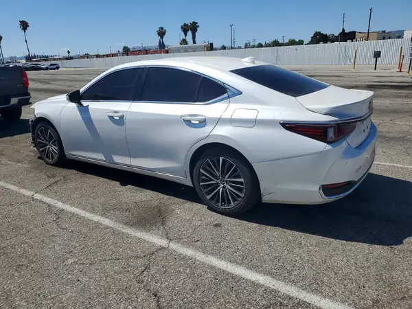 58ADA1C19RU052200 2024 LEXUS ES - Image 2