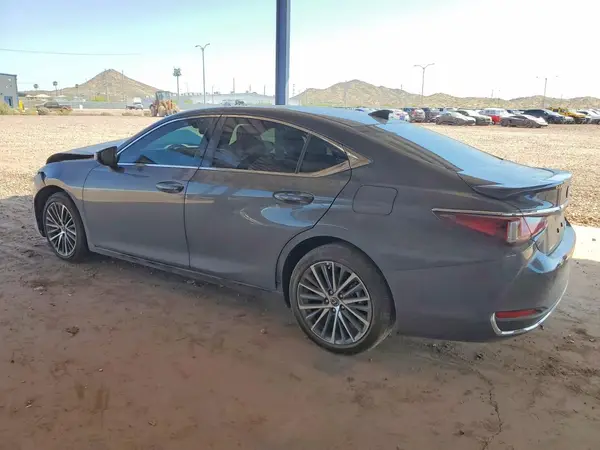 58ADA1C19SU056057 2025 LEXUS ES - Image 2