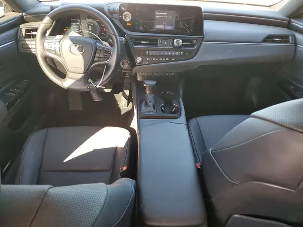 58ADA1C19SU061159 2025 LEXUS ES - Image 8