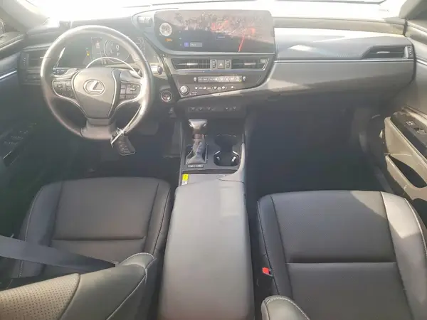 58ADA1C19SU064305 2025 LEXUS ES - Image 8