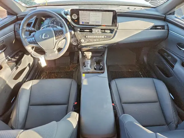 58ADA1C19SU065163 2025 LEXUS ES - Image 8