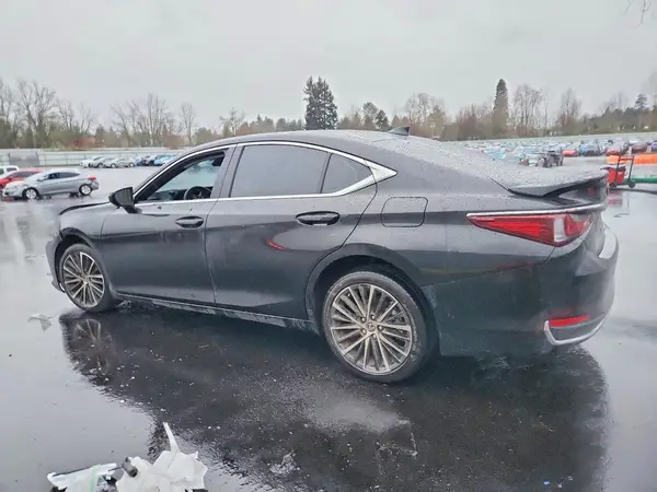58ADA1C19SU065714 2025 LEXUS ES - Image 2