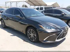 58ADA1C19SU072422 2025 LEXUS ES