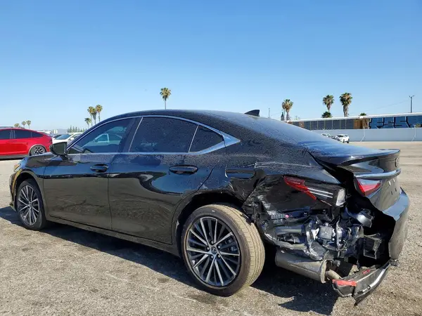 58ADA1C19SU075076 2025 LEXUS ES - Image 2