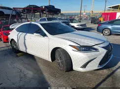 58ADA1C19SU075529 2025 LEXUS ES