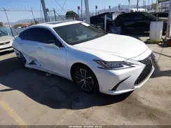 58ADA1C19SU076664 2025 LEXUS ES