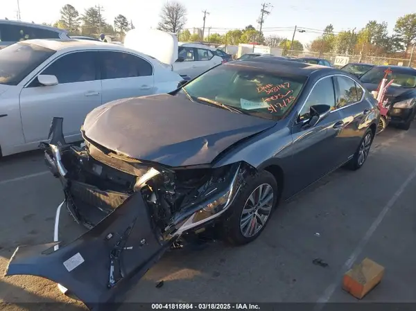 58ADA1C1XMU001121 2021 LEXUS ES - Image 2