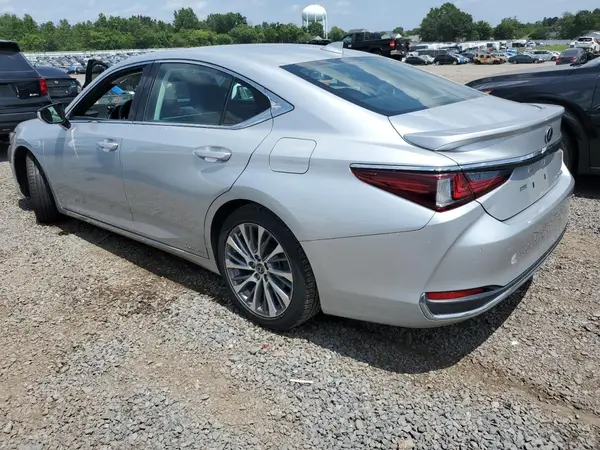 58ADA1C1XMU002348 2021 LEXUS ES - Image 2