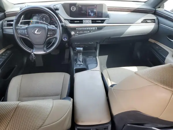 58ADA1C1XMU008960 2021 LEXUS ES - Image 8