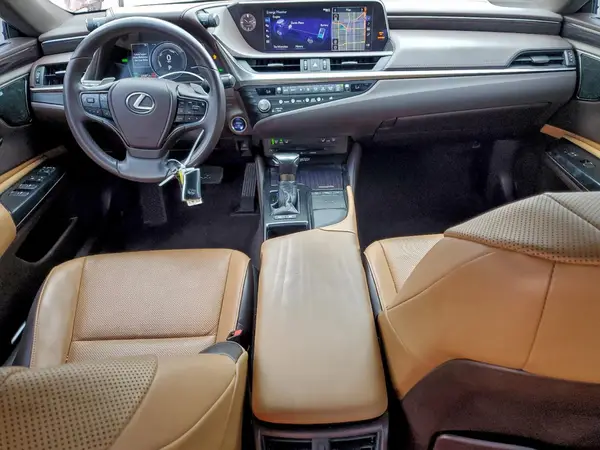 58ADA1C1XMU010093 2021 LEXUS ES - Image 8