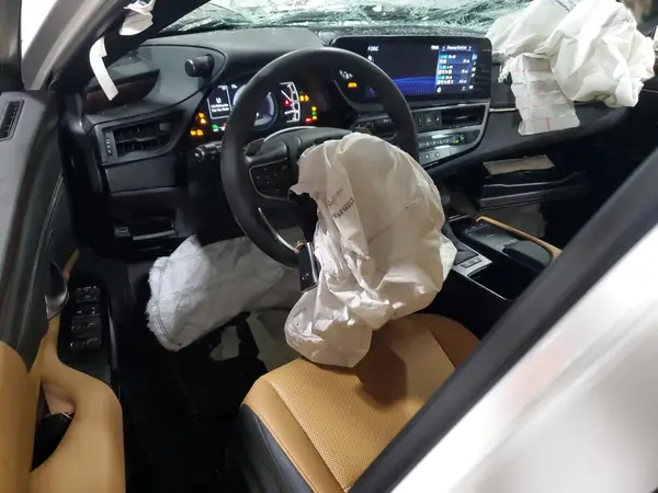 58ADA1C1XNU016994 2022 LEXUS ES - Image 8