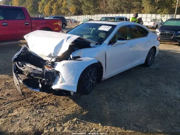 58ADA1C1XPU034236 2023 LEXUS ES - Image 2