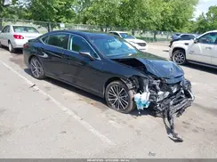 58ADA1C1XRU042341 2024 LEXUS ES