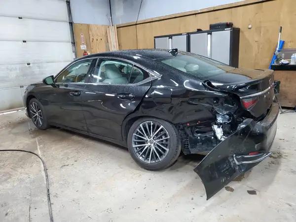 58ADA1C1XRU044929 2024 LEXUS ES - Image 2