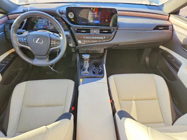58ADA1C1XRU049631 2024 LEXUS ES - Image 8